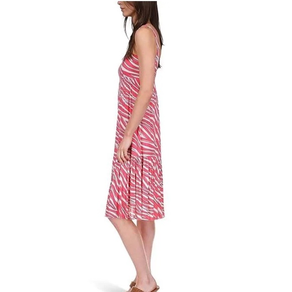 Michael Kors Zebra Square Neck Sleeveless Midi Dress
Color Geranium - Picture 3 of 9